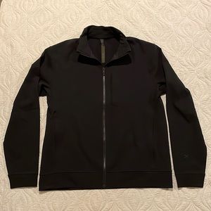 EUC Lululemon black XL full zip jacket